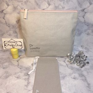 DR LORETTA Pouch in White